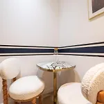 Stylish Studio In East Paris